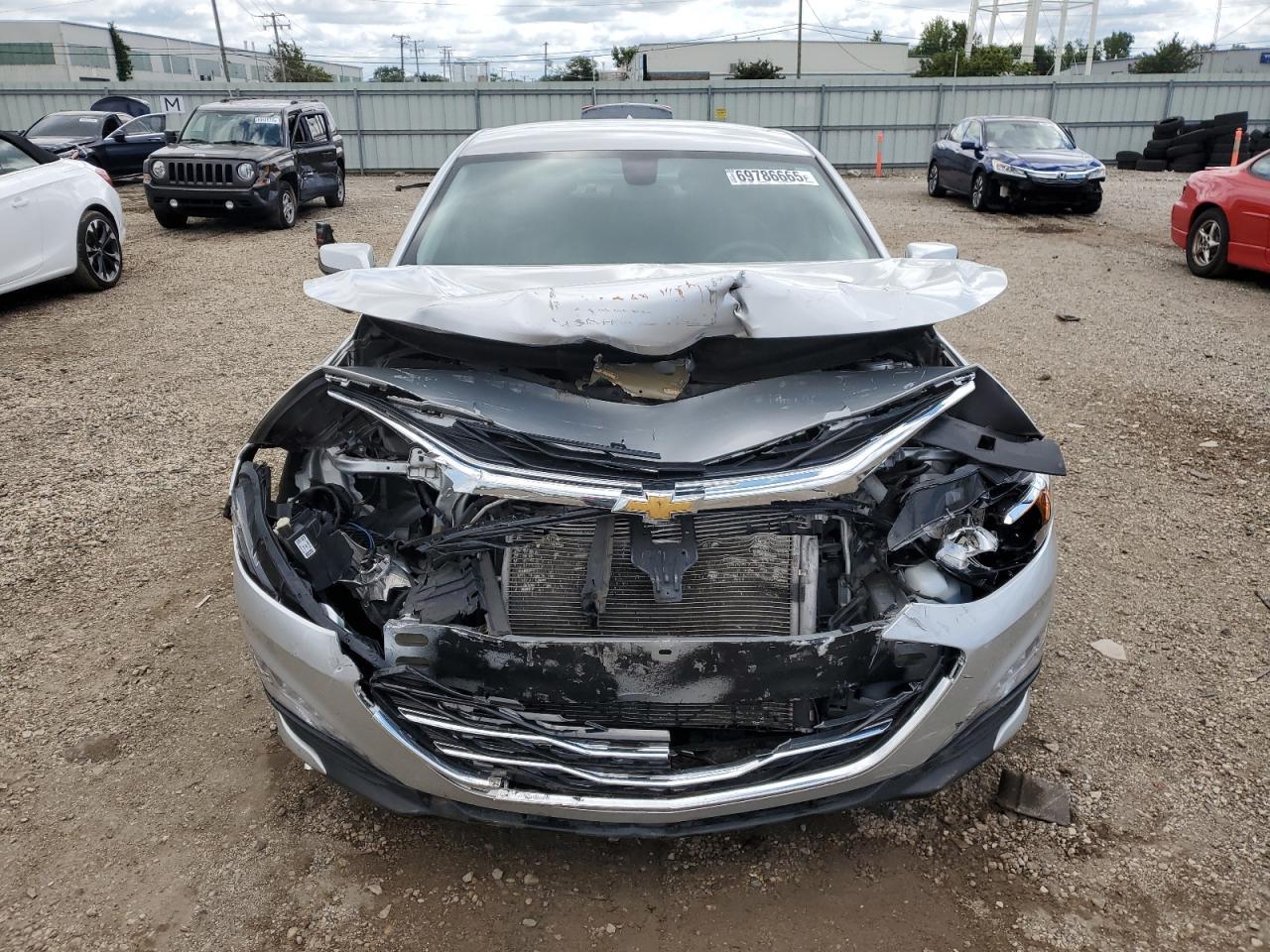 2022 Chevrolet Malibu Lt - Фото 5