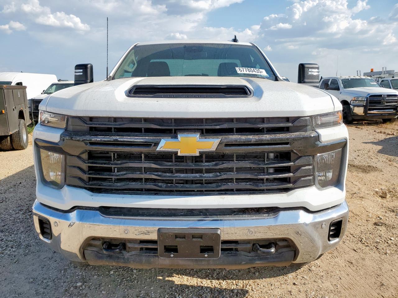 2025 Chevrolet Silverado K2500 Heavy Duty - Image 5