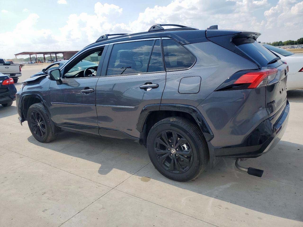 2024 Toyota Rav4 Xse - Image 2