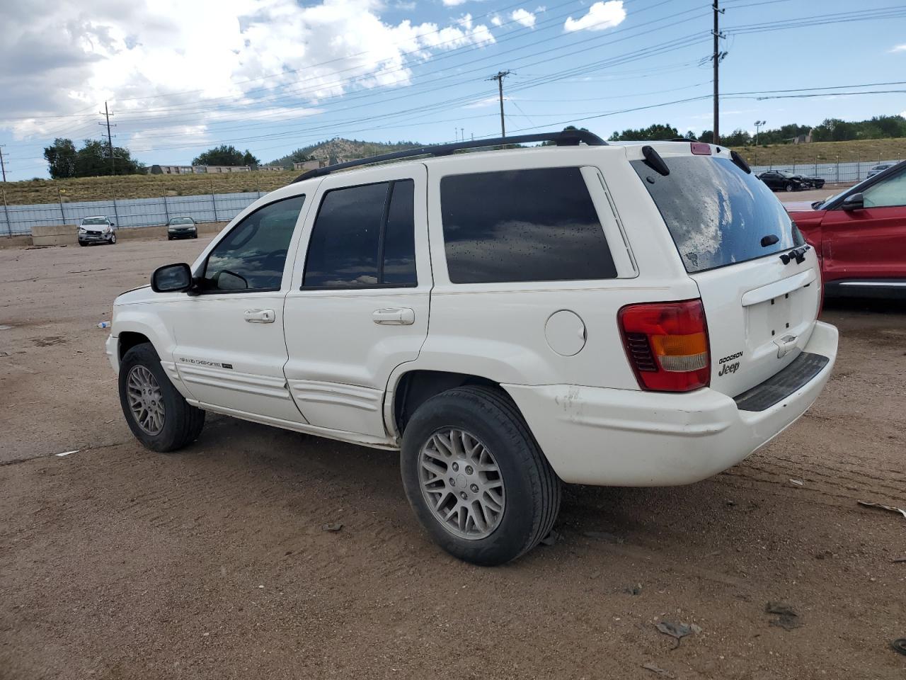2004 Jeep Grand Cherokee Limited - Image 2