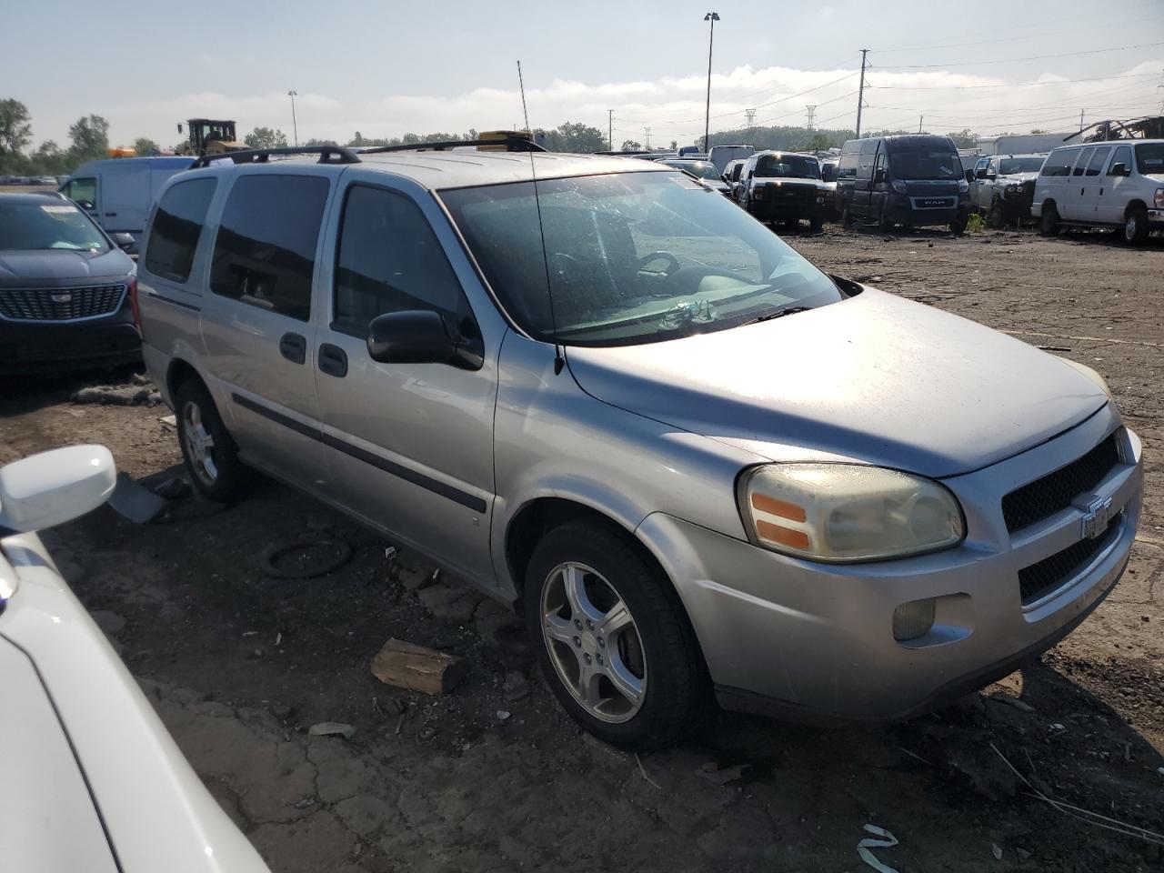 2008 Chevrolet Uplander Ls - Image 4