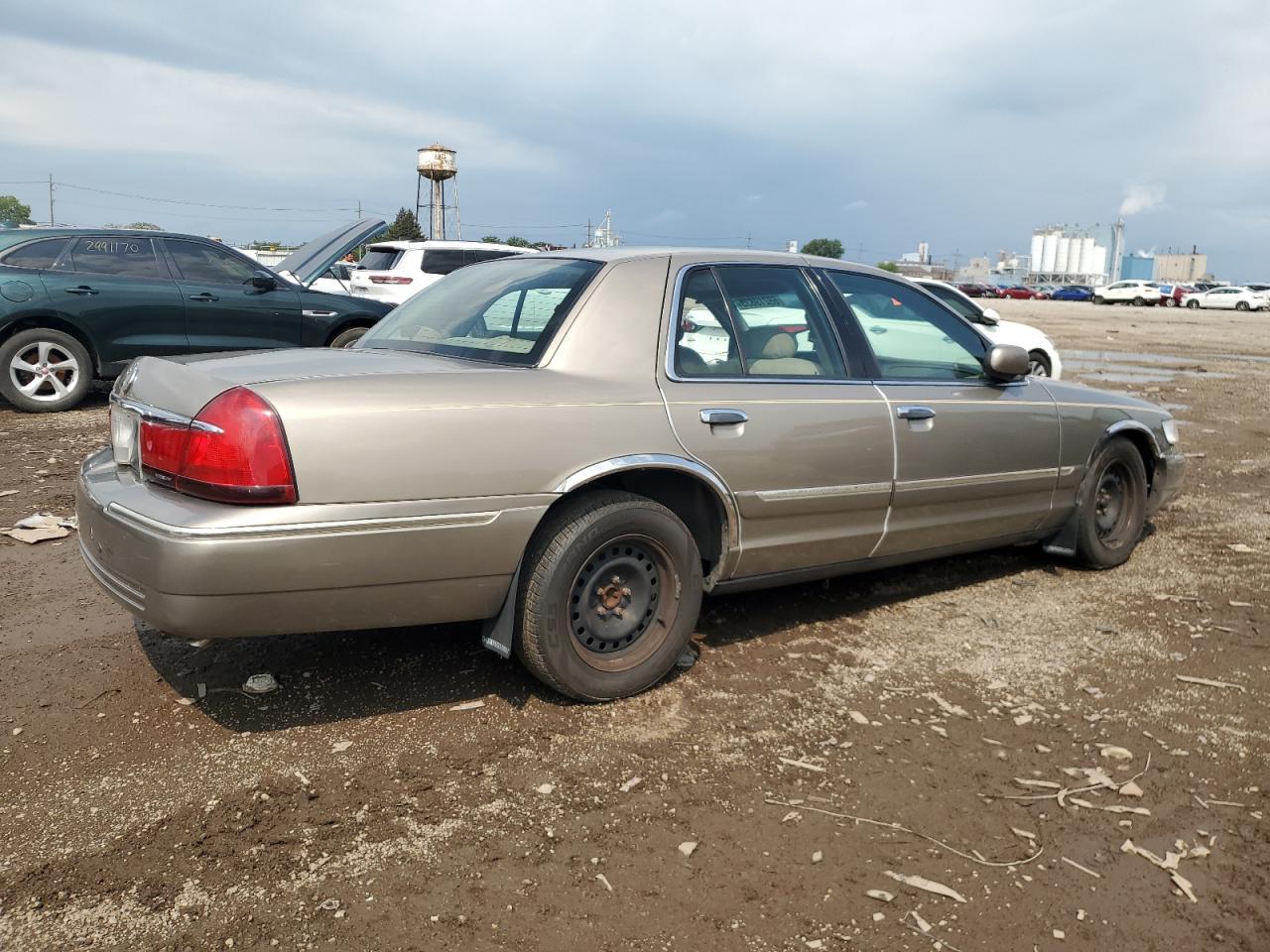 2001 Mercury Grand Marquis Gs - Image 3