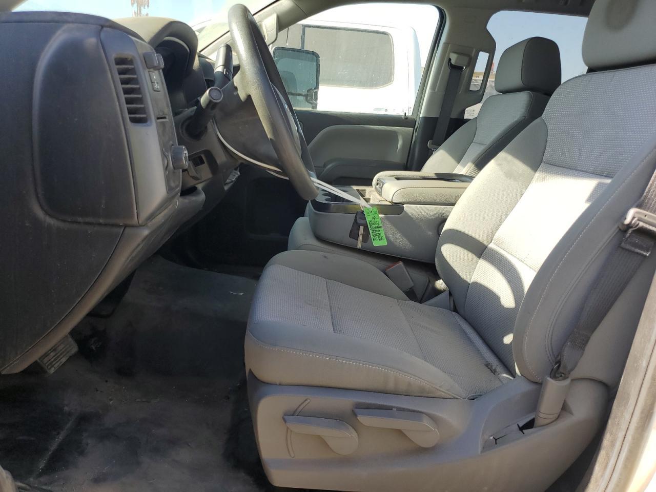 2019 Chevrolet Silverado C2500 Heavy Duty - Image 7