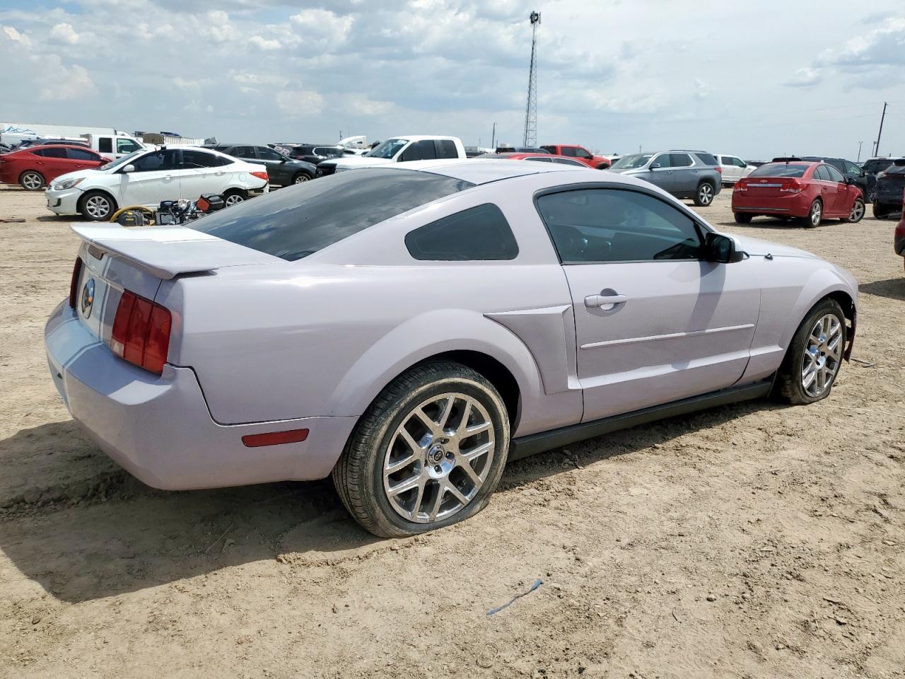 2008 Ford Mustang - Фото 3