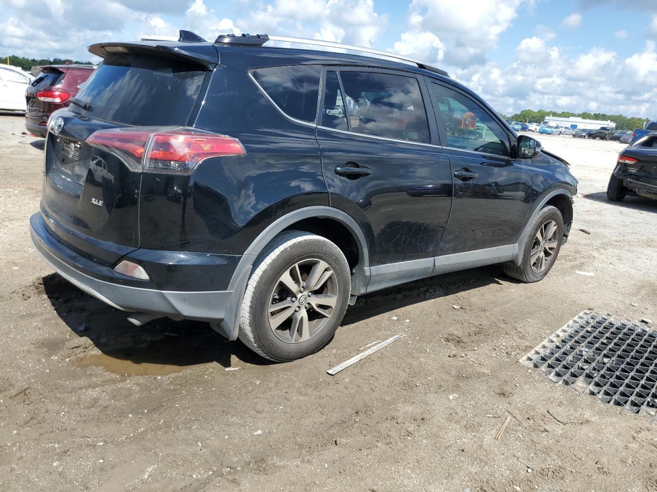 2016 Toyota Rav4 Xle - Фото 3