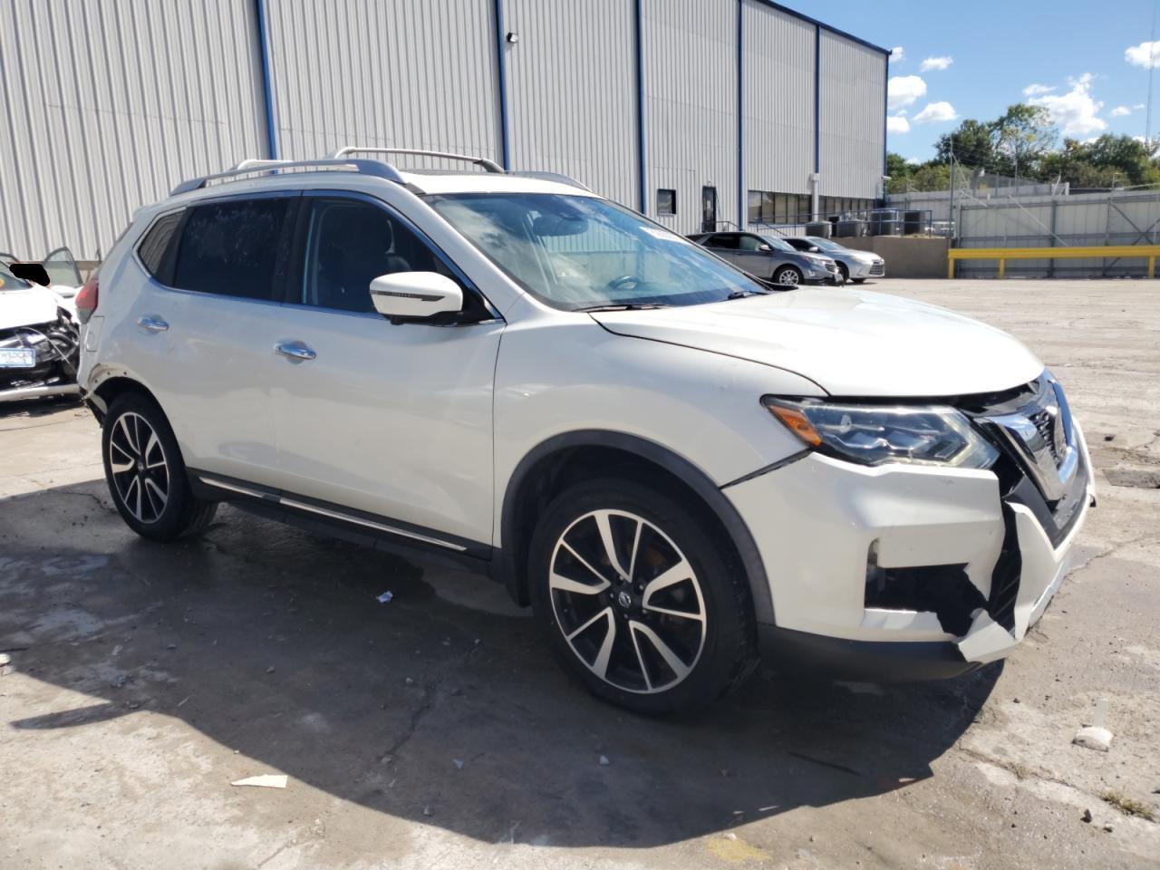 2018 Nissan Rogue S - Image 4