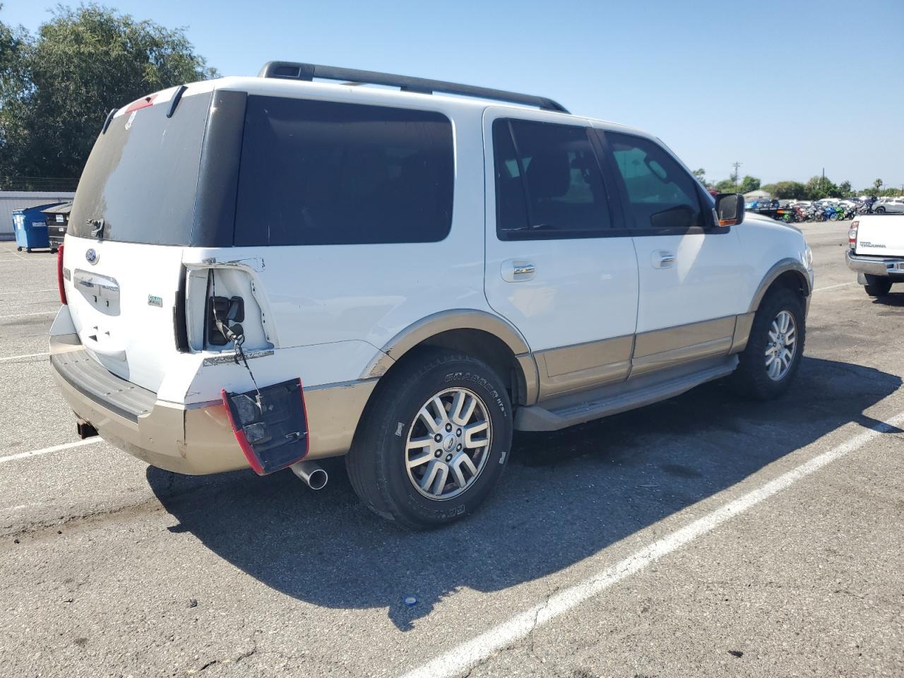 2011 Ford Expedition Xlt - Image 3