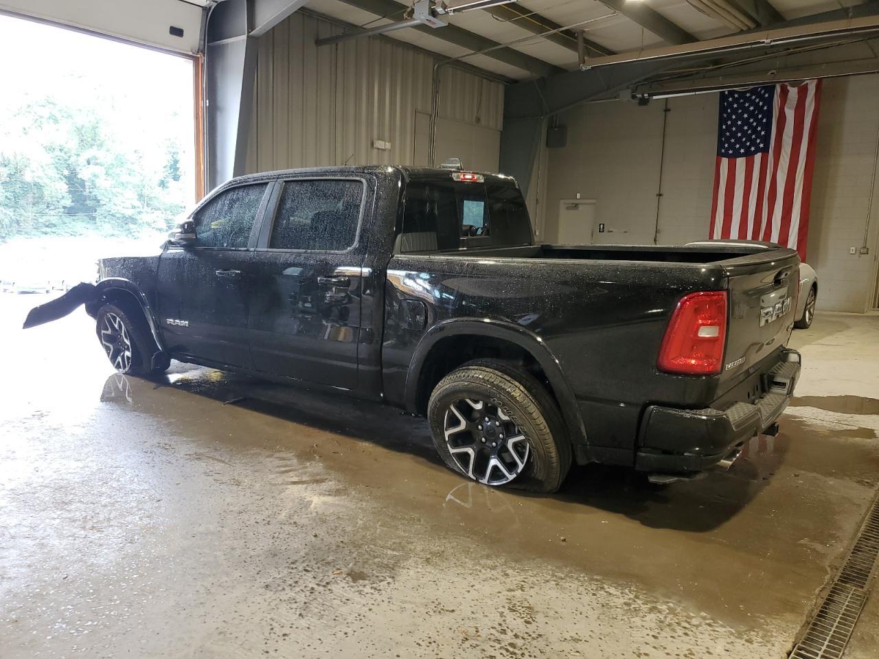 2025 Ram 1500 - Image 2