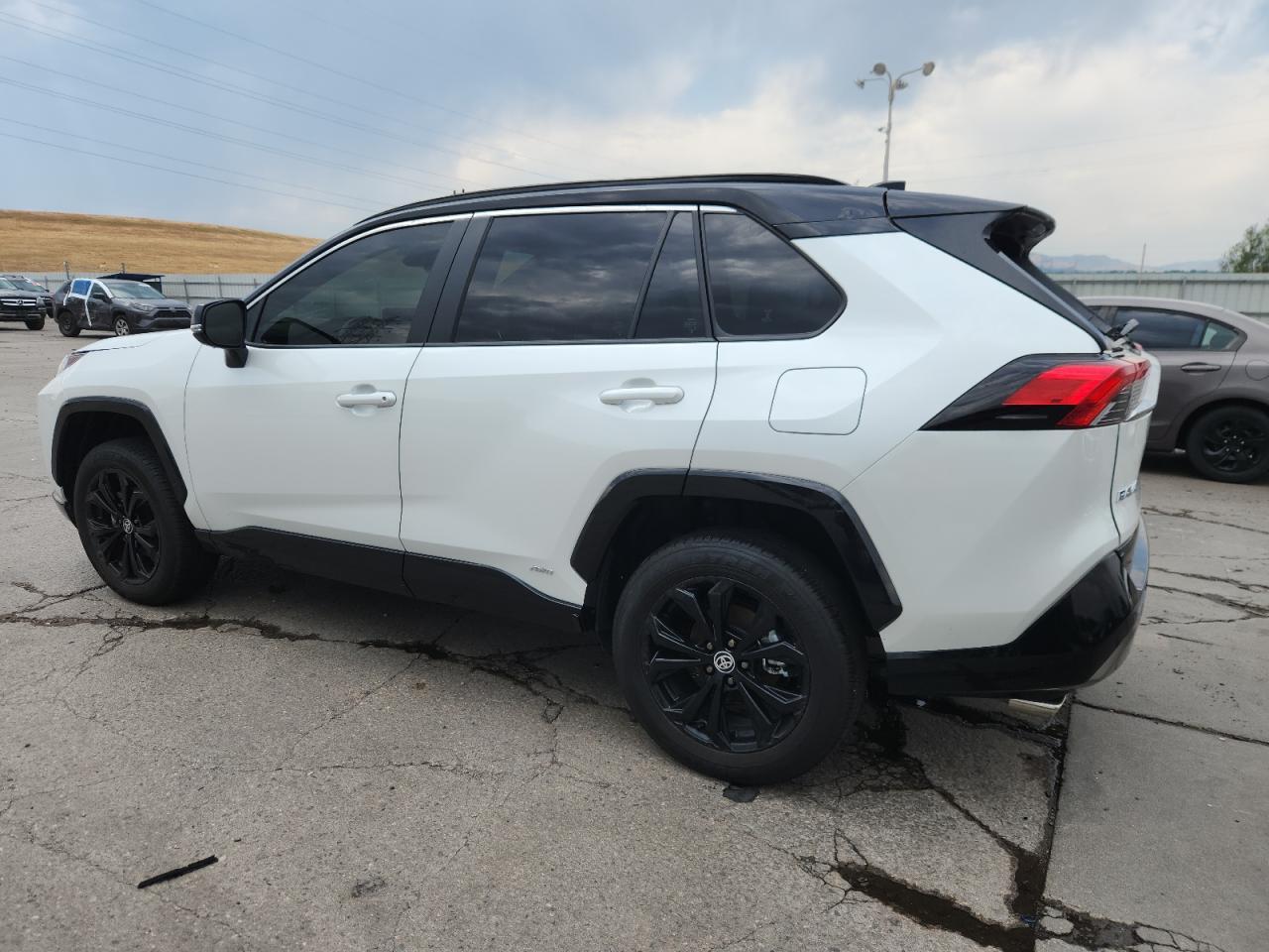2023 Toyota Rav4 Xse - Image 2