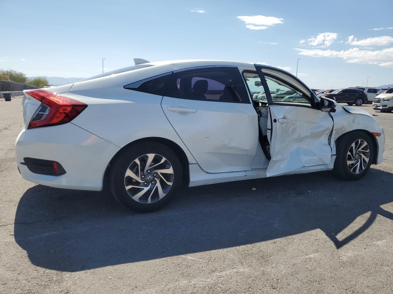 2018 Honda Civic Ex - Image 3