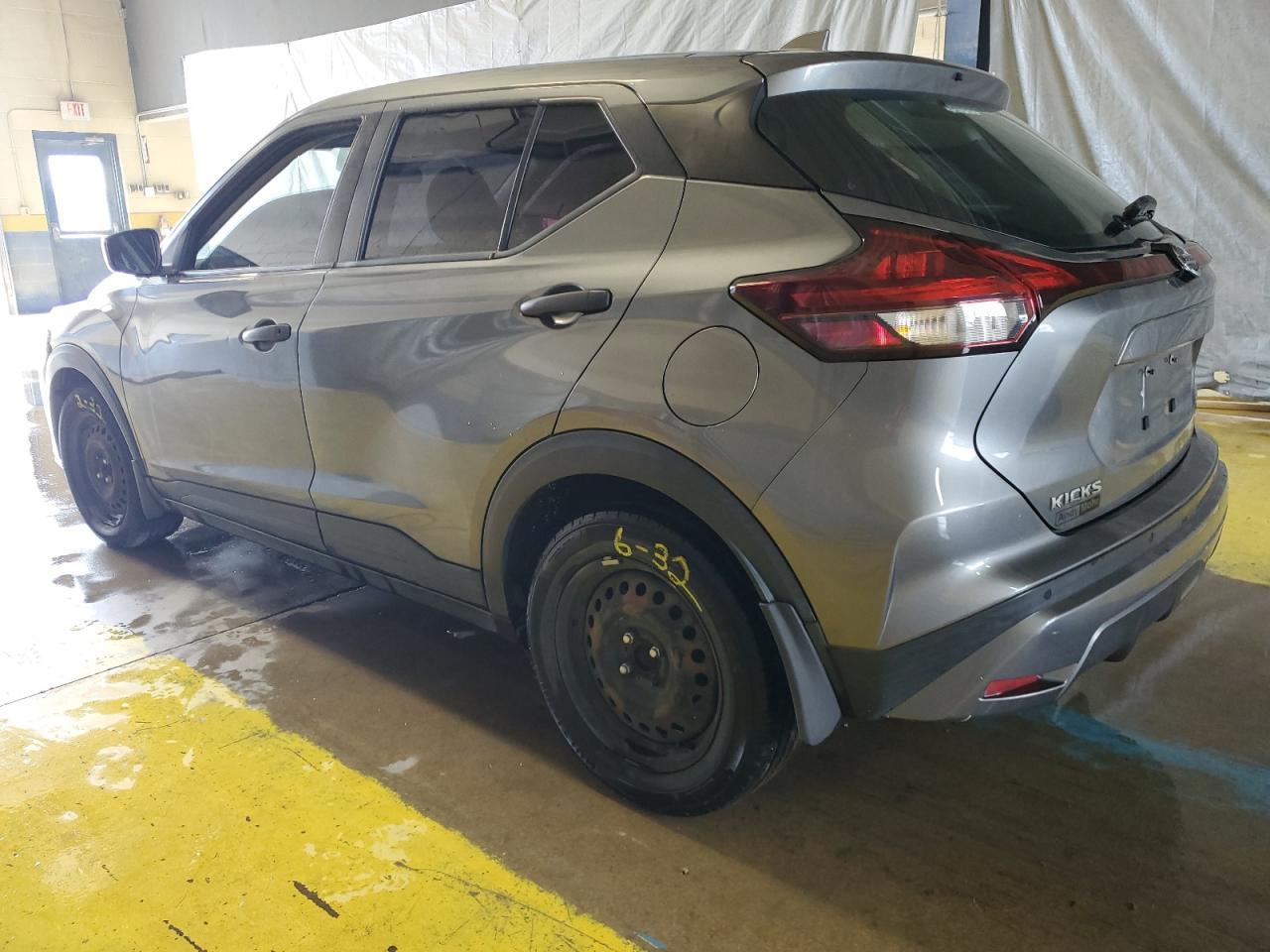 2021 Nissan Kicks S - Image 2