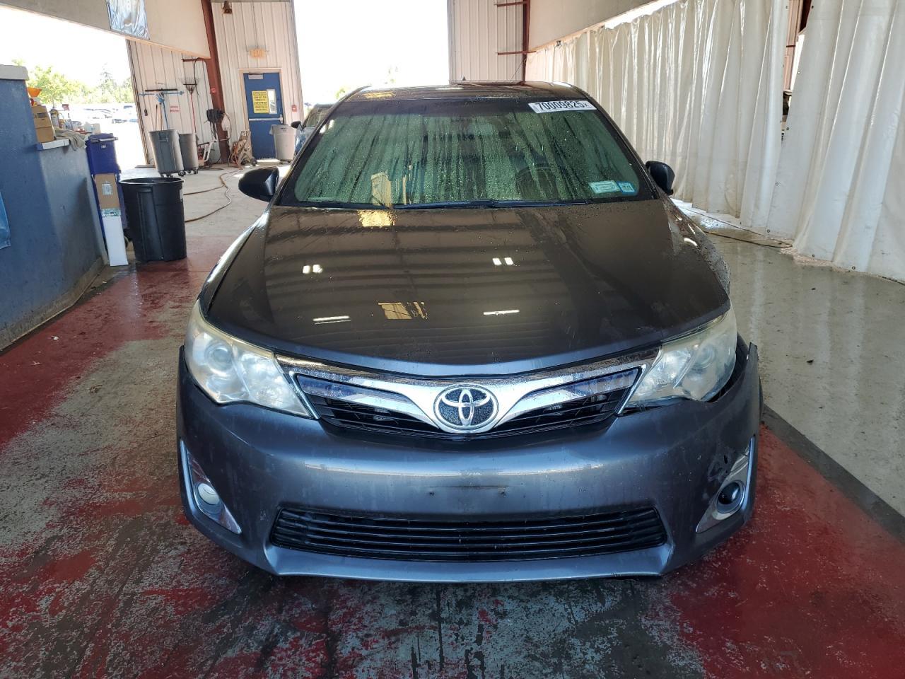 2014 Toyota Camry L - Image 5