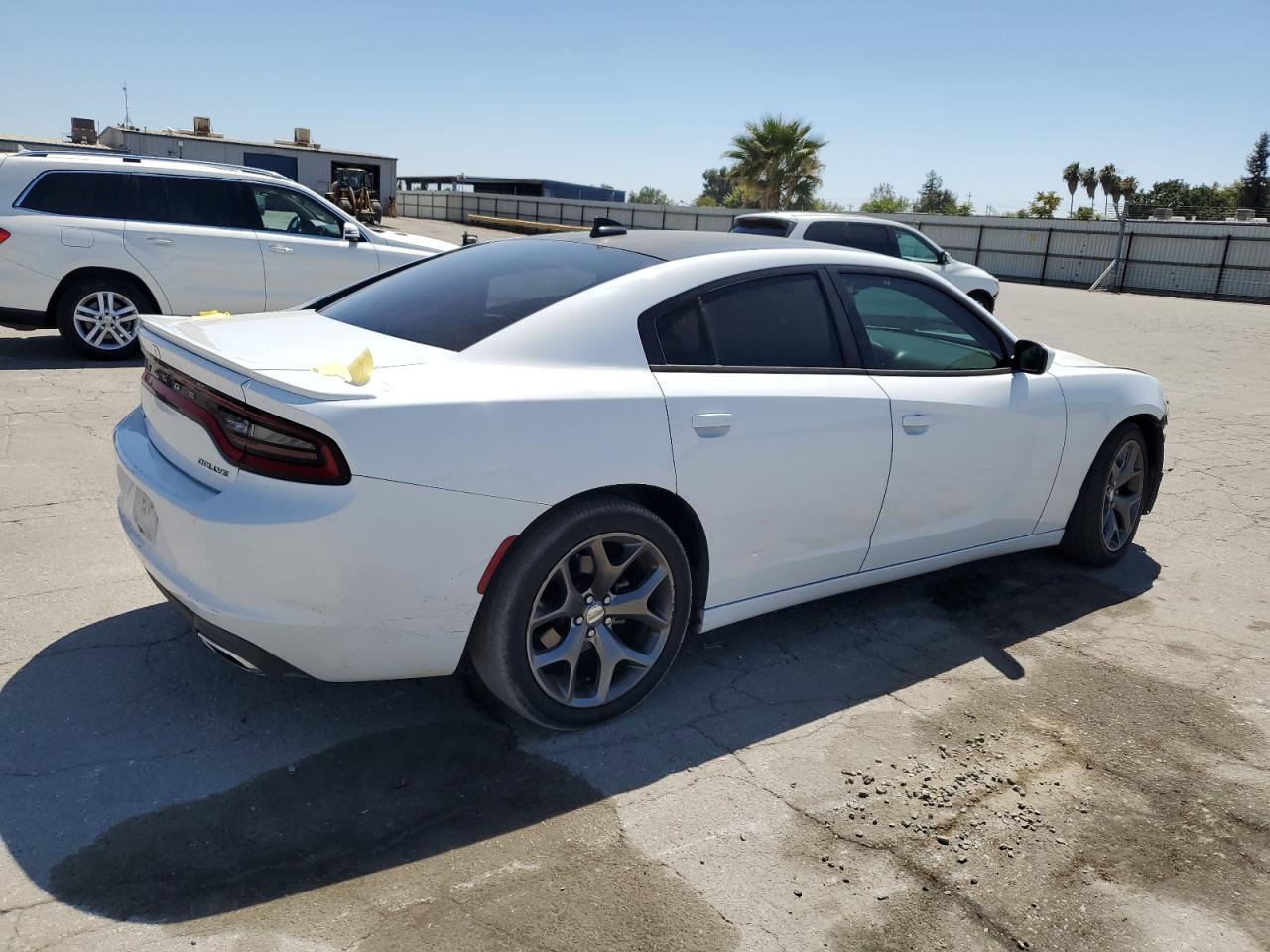 2015 Dodge Charger Sxt - Фото 3