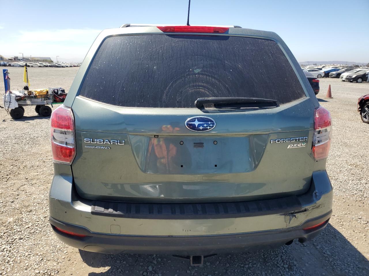 2014 Subaru Forester 2.5I - Image 6