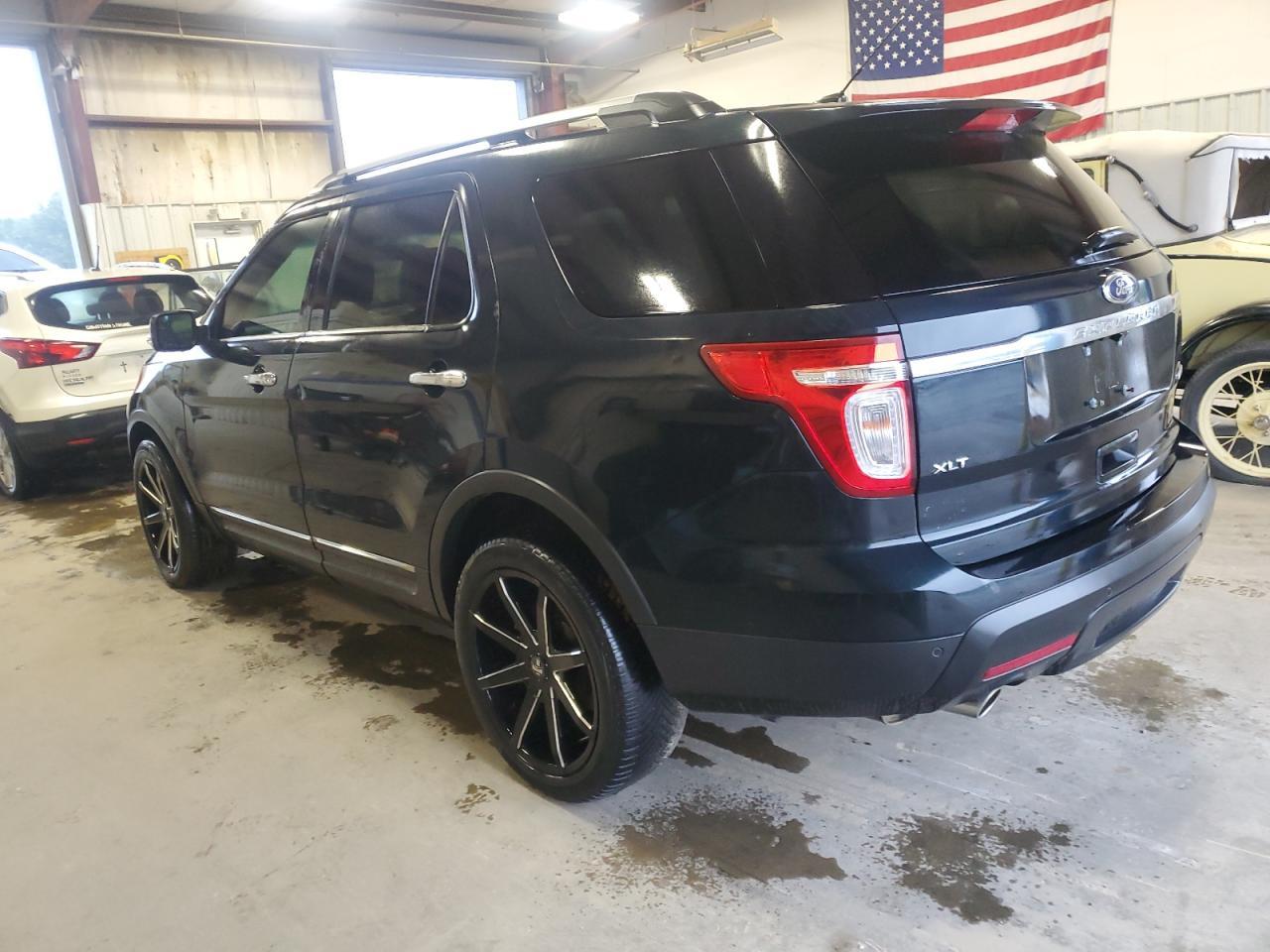 2014 Ford Explorer Xlt - Фото 2