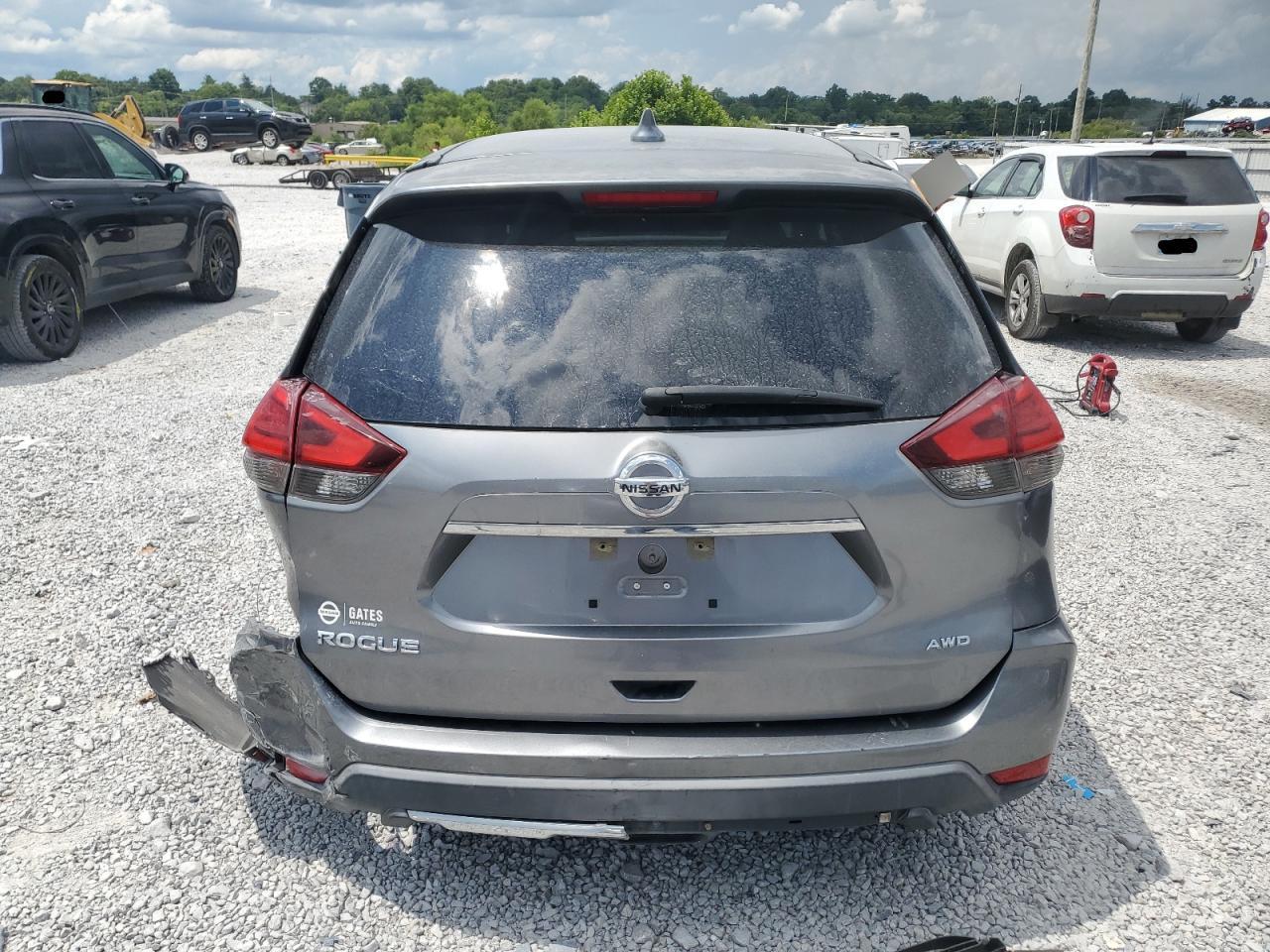 2017 Nissan Rogue S - Фото 6