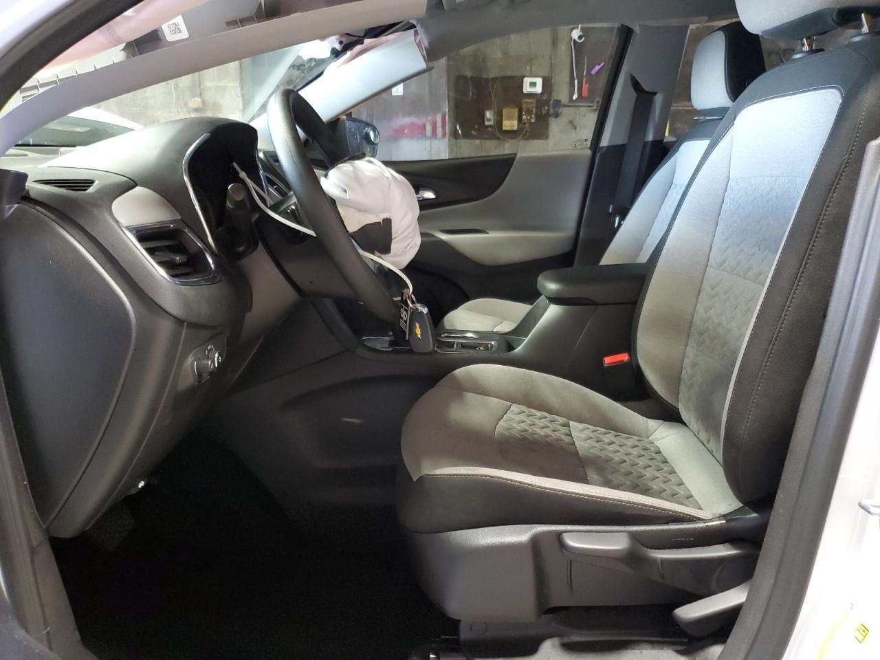 2023 Chevrolet Equinox Ls - Image 7