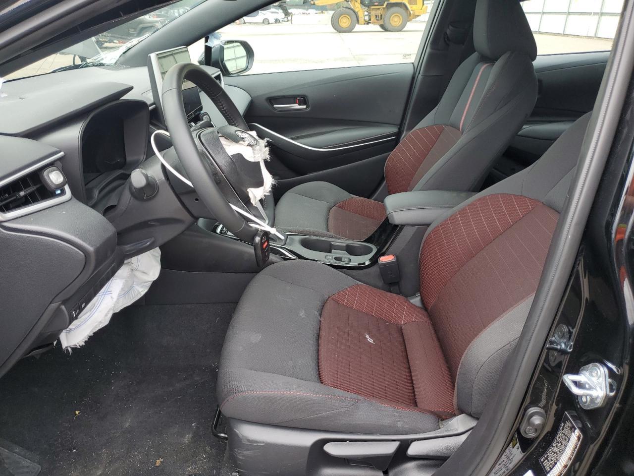 2025 Toyota Corolla Se - Image 7