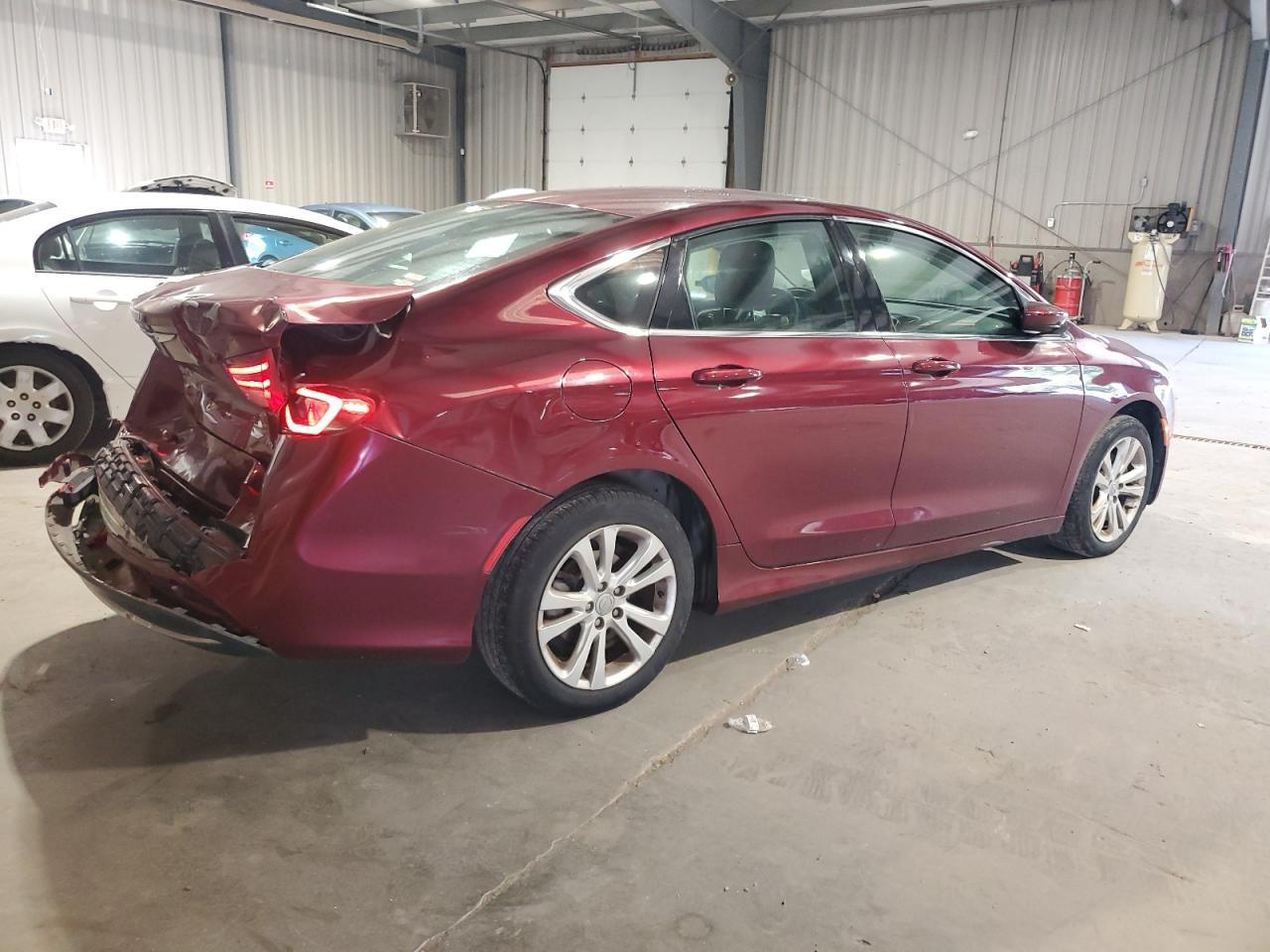 2015 Chrysler 200 Limited - Image 3