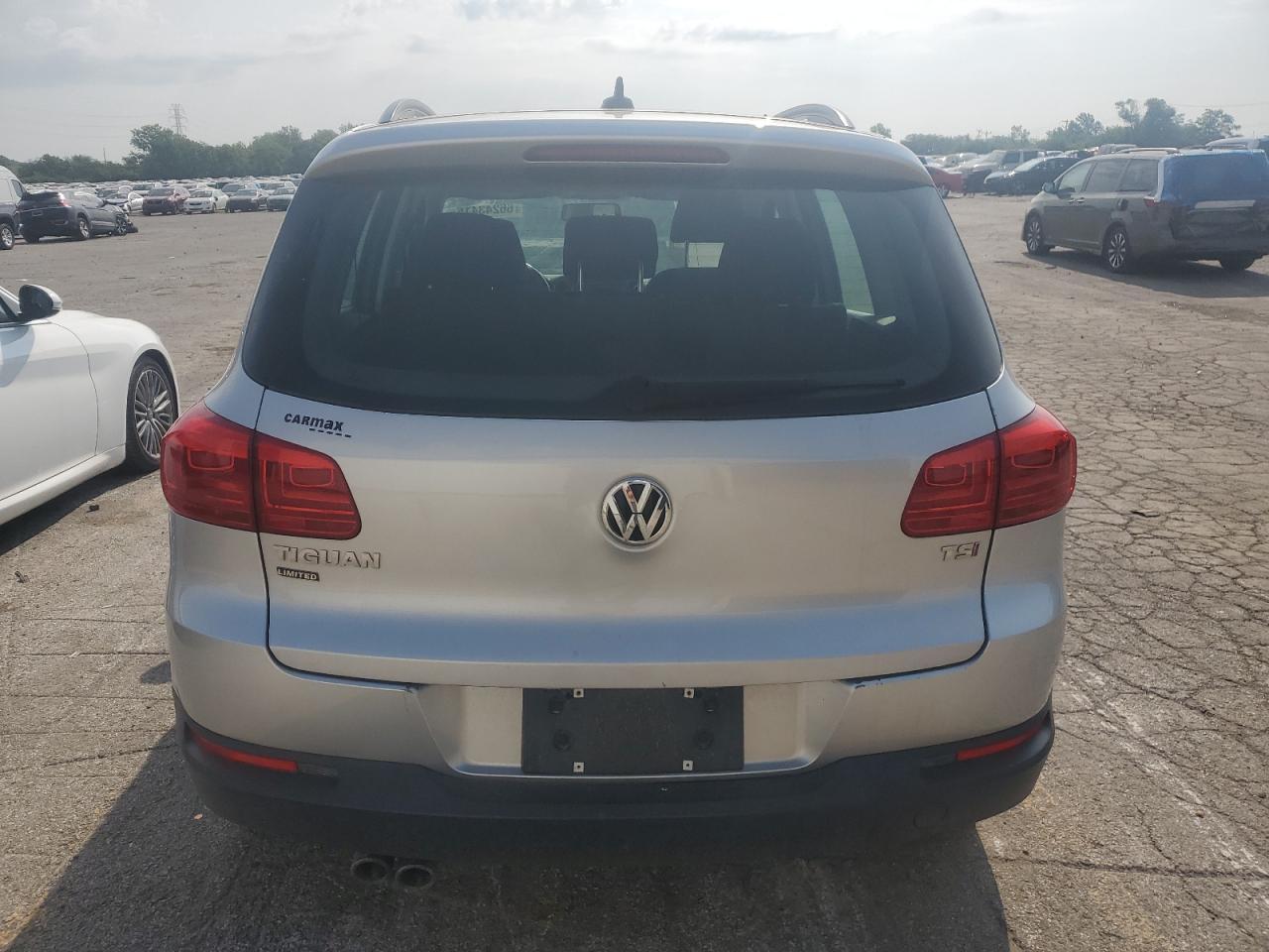 2017 Volkswagen Tiguan S - Фото 6