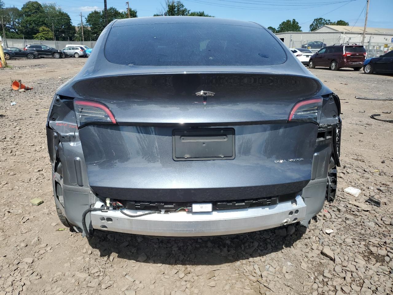 2023 Tesla Model Y - Фото 6