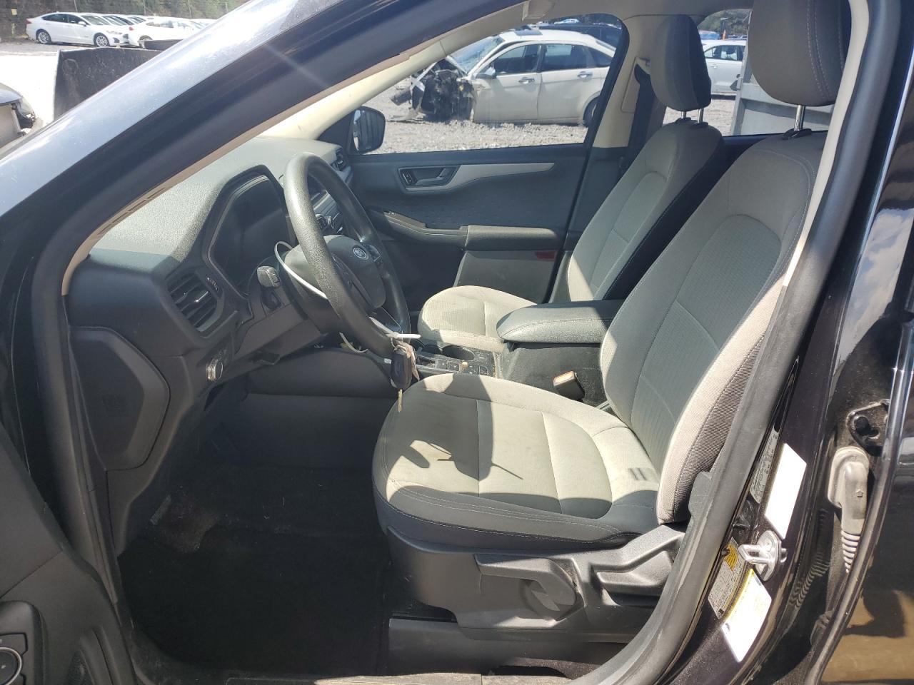 2020 Ford Escape S - Фото 7