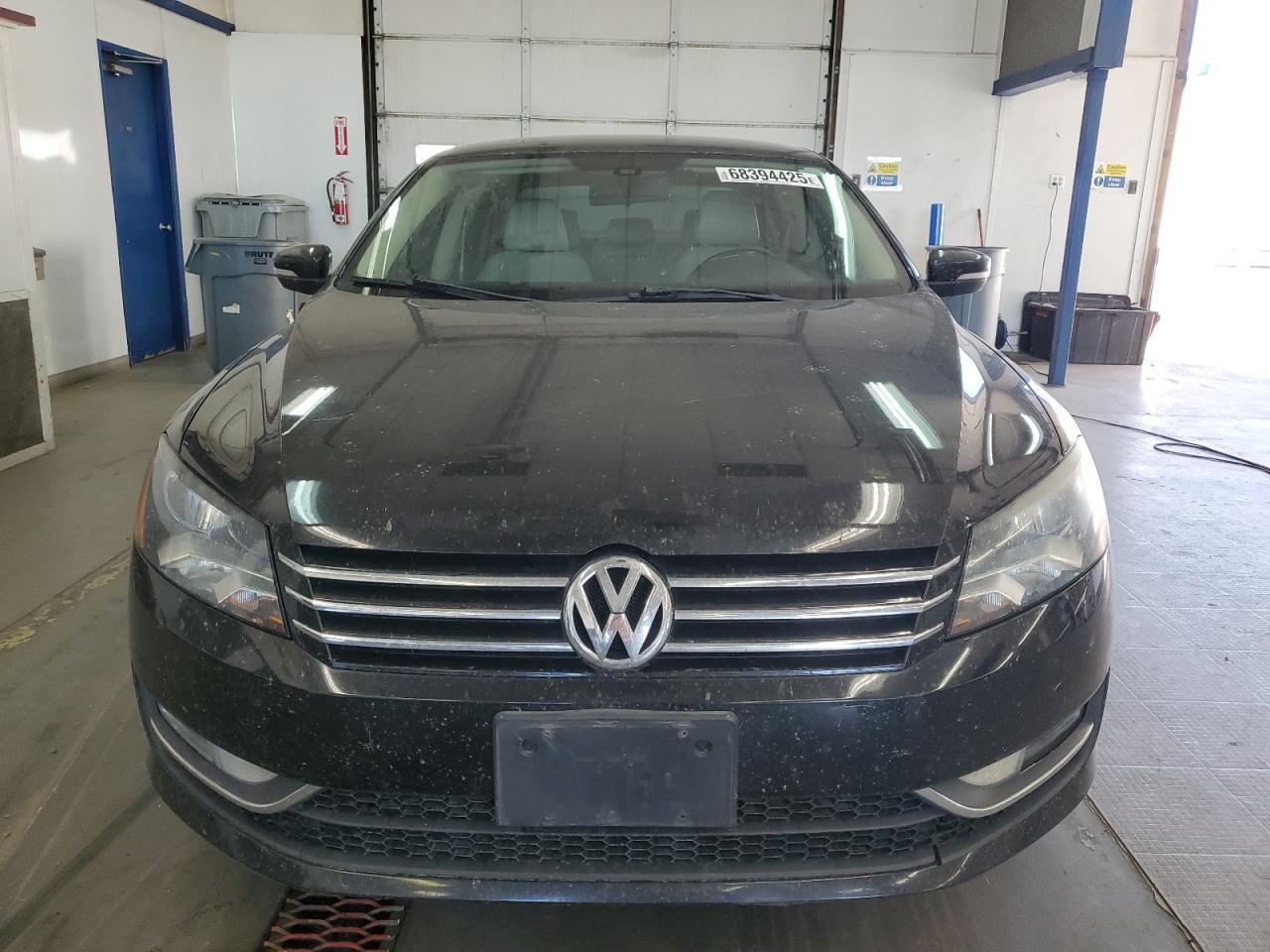 2015 Volkswagen Passat S - Фото 5