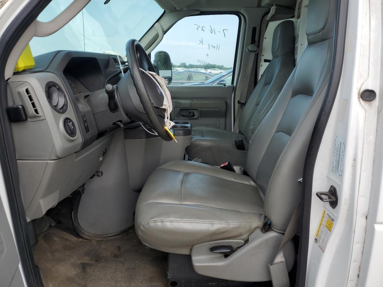 2009 Ford Econoline E350 Super Duty Van - Фото 7