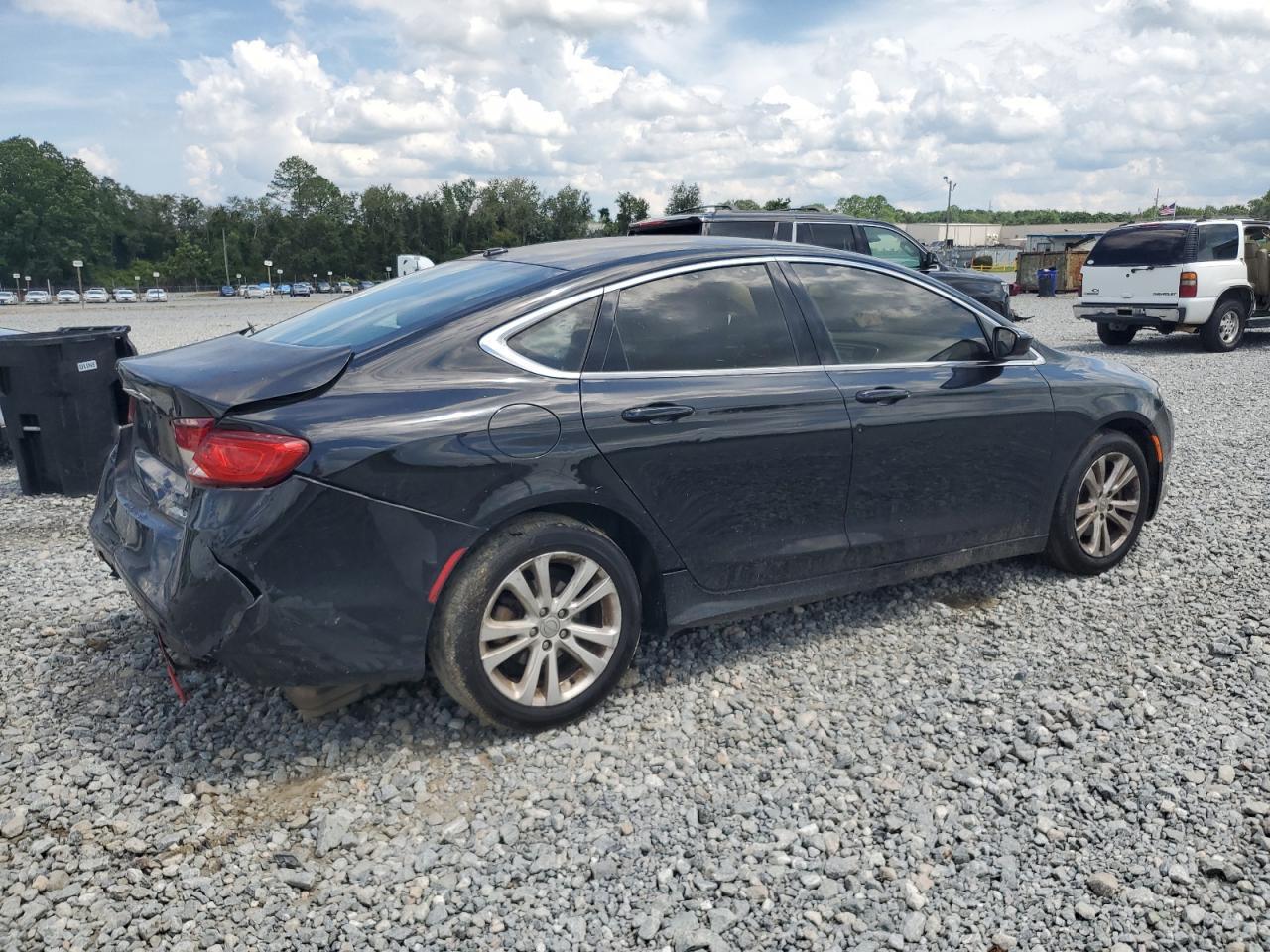 2015 Chrysler 200 Limited - Фото 3