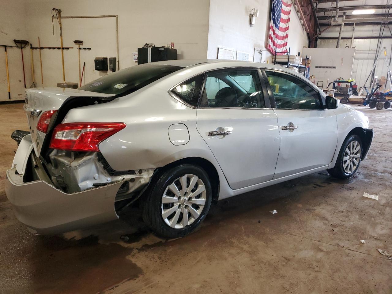 2018 Nissan Sentra S - Фото 3