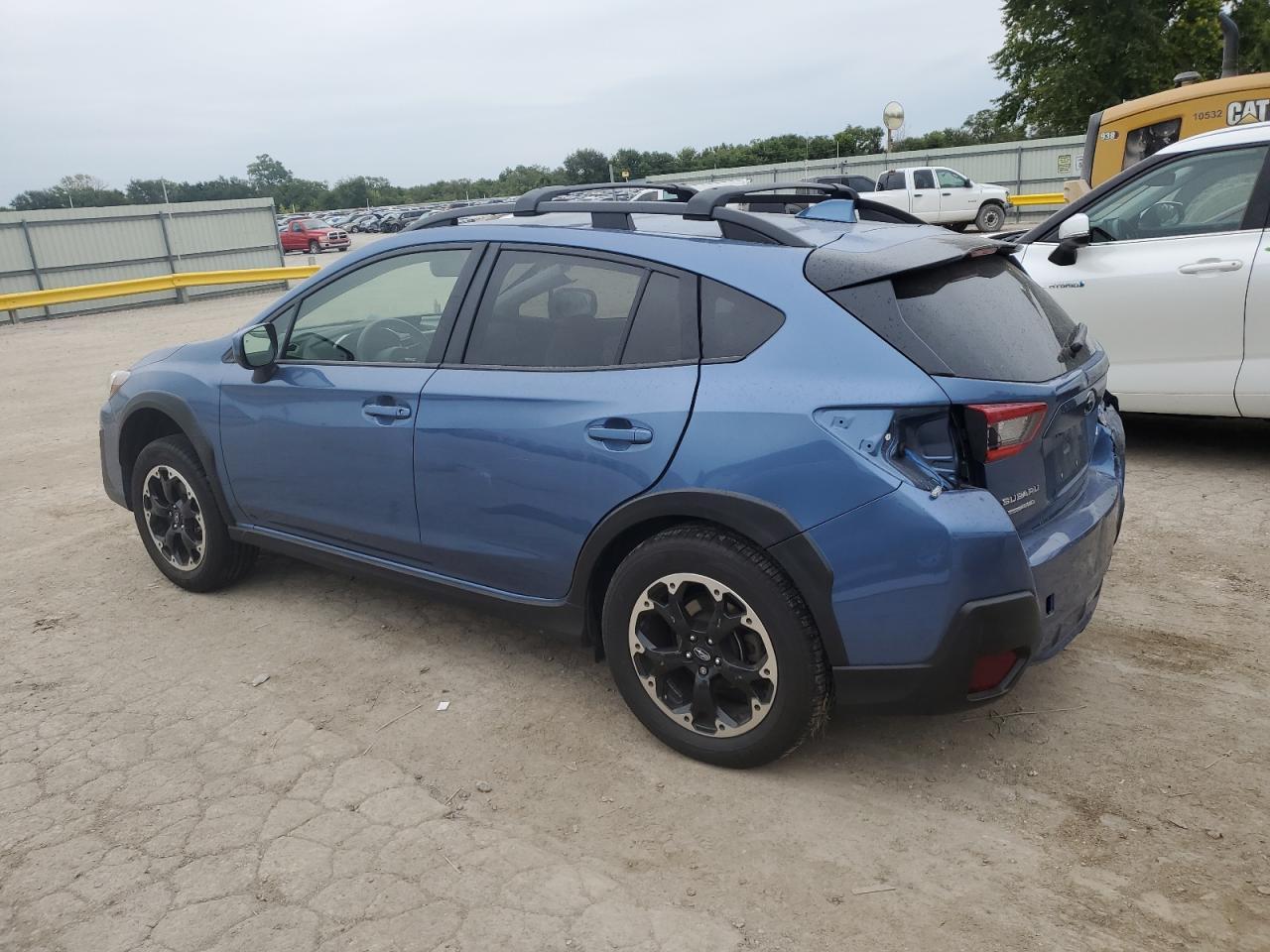 2023 Subaru Crosstrek Premium - Фото 2