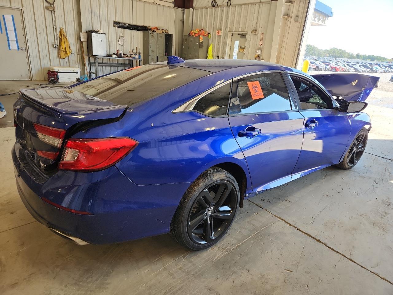 2020 Honda Accord Sport - Image 3