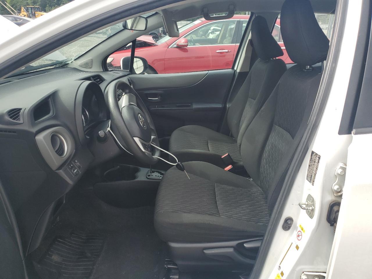 2014 Toyota Yaris - Image 7