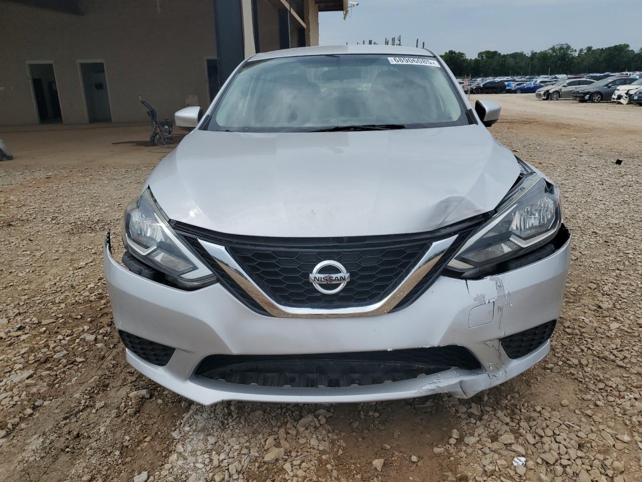 2017 Nissan Sentra S - Image 5
