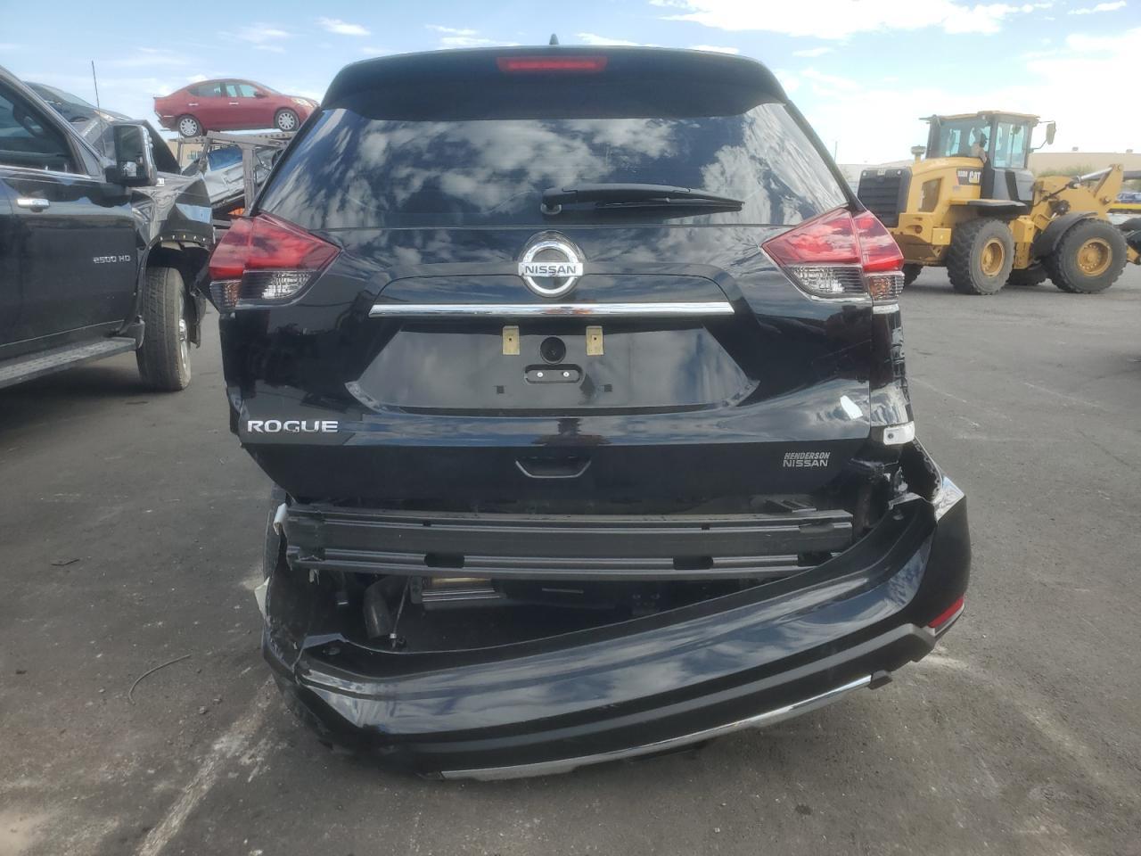 2020 Nissan Rogue S - Фото 6