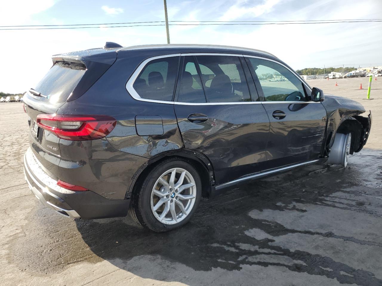 2023 BMW X5 xDrive40I - Фото 3