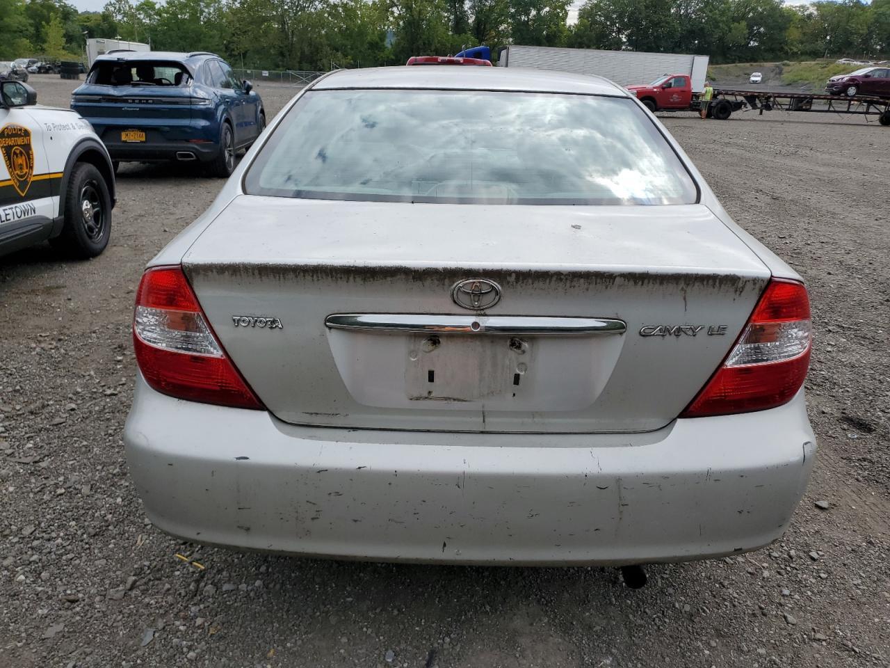 2002 Toyota Camry Le - Image 6