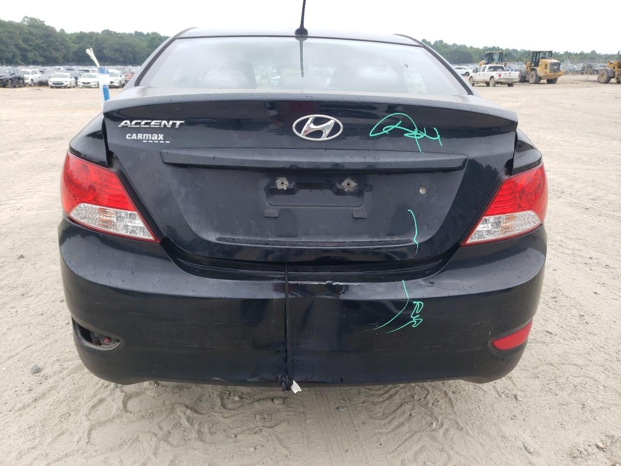 2013 Hyundai Accent Gls - Фото 6