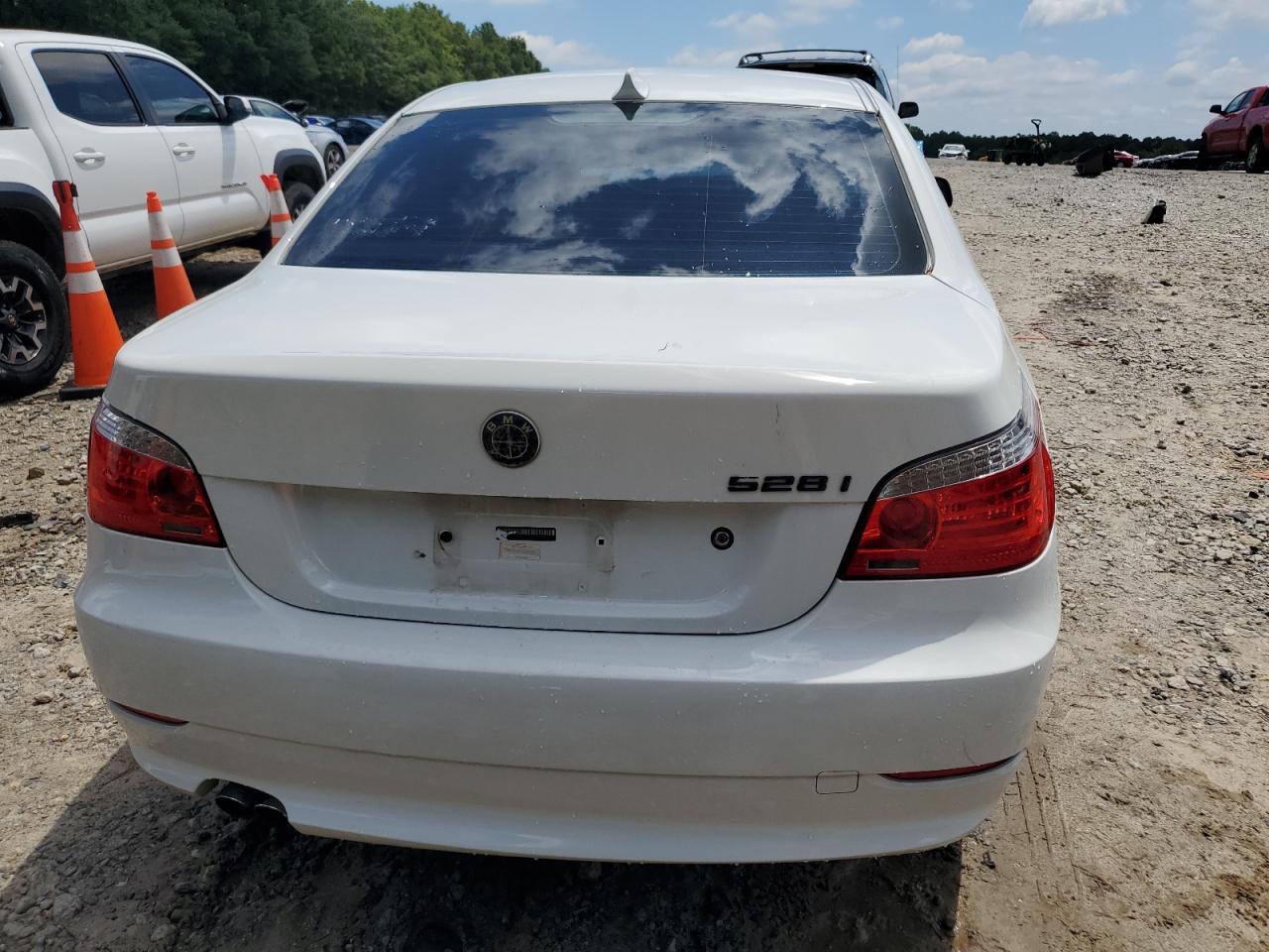 2009 BMW 528 I - Image 6