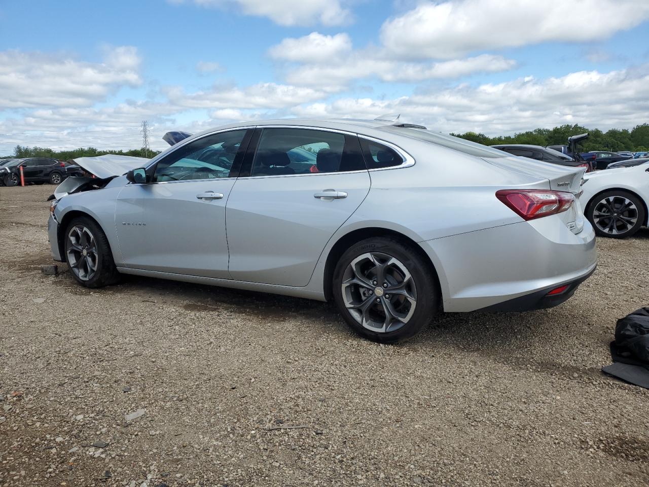 2022 Chevrolet Malibu Lt - Фото 2