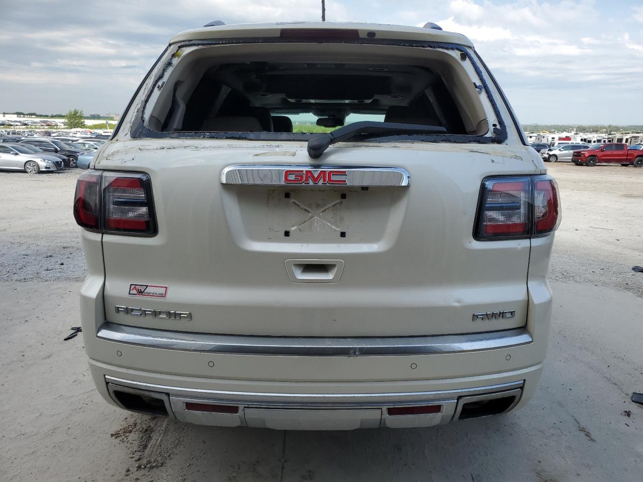 2015 GMC Acadia Denali - Фото 6