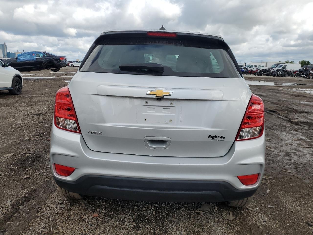 2020 Chevrolet Trax Ls - Image 6