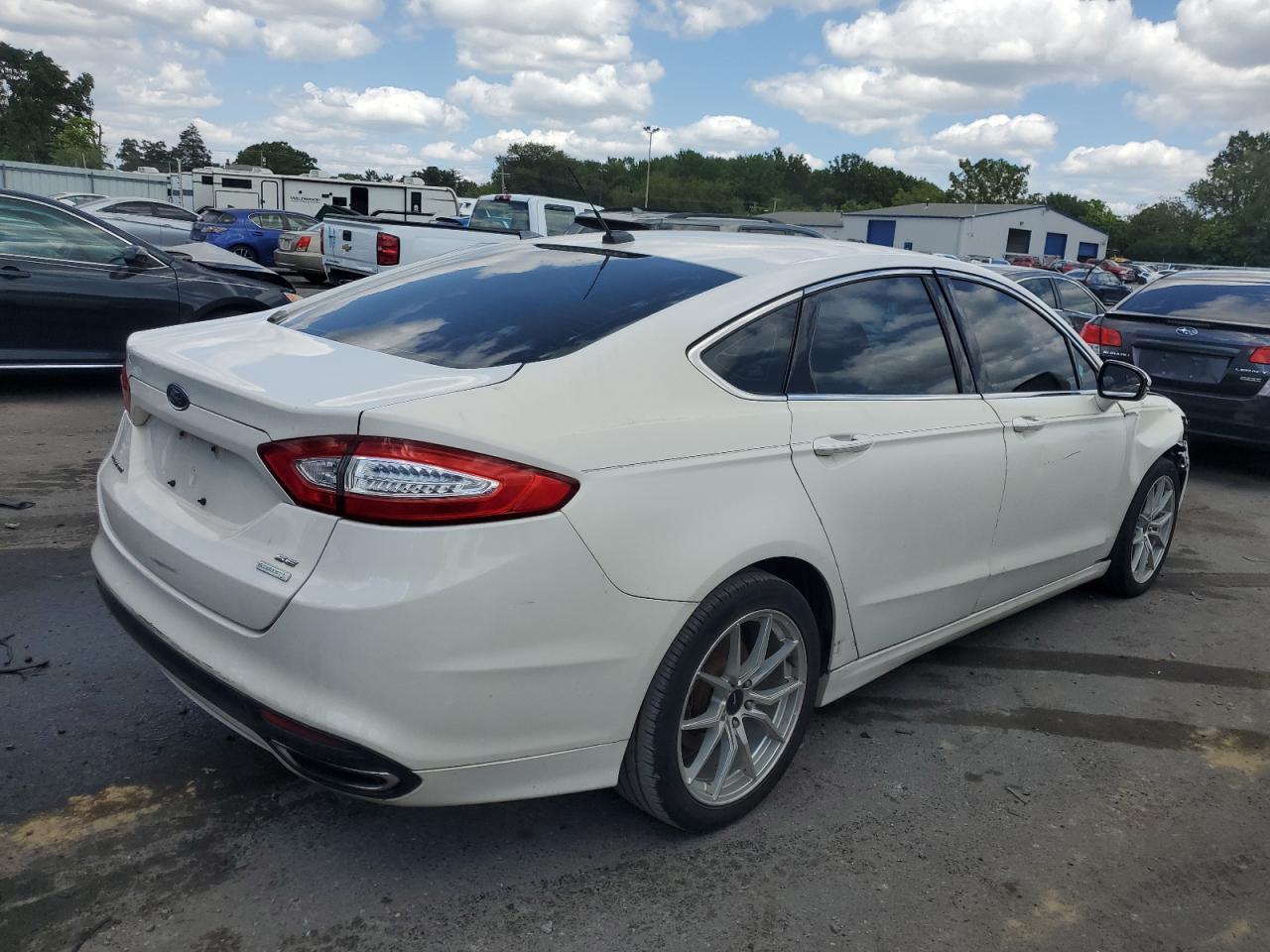 2014 Ford Fusion Se - Image 3