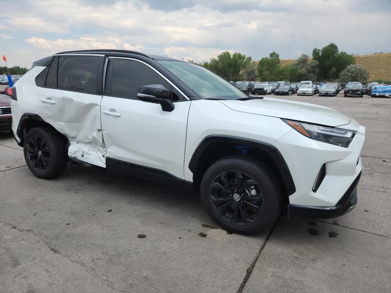 2023 Toyota Rav4 Xse - Image 4