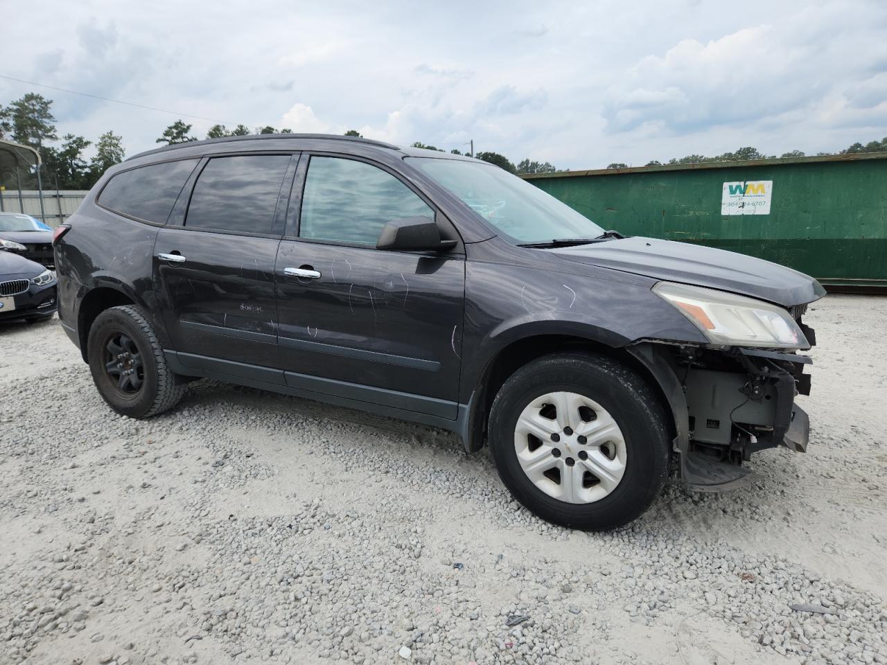 2017 Chevrolet Traverse Ls - Фото 4