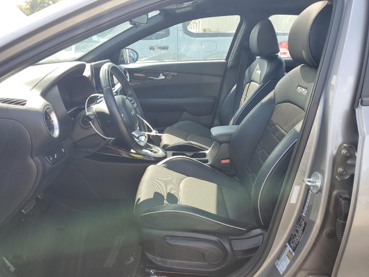 2023 Kia Forte Gt Line - Фото 7