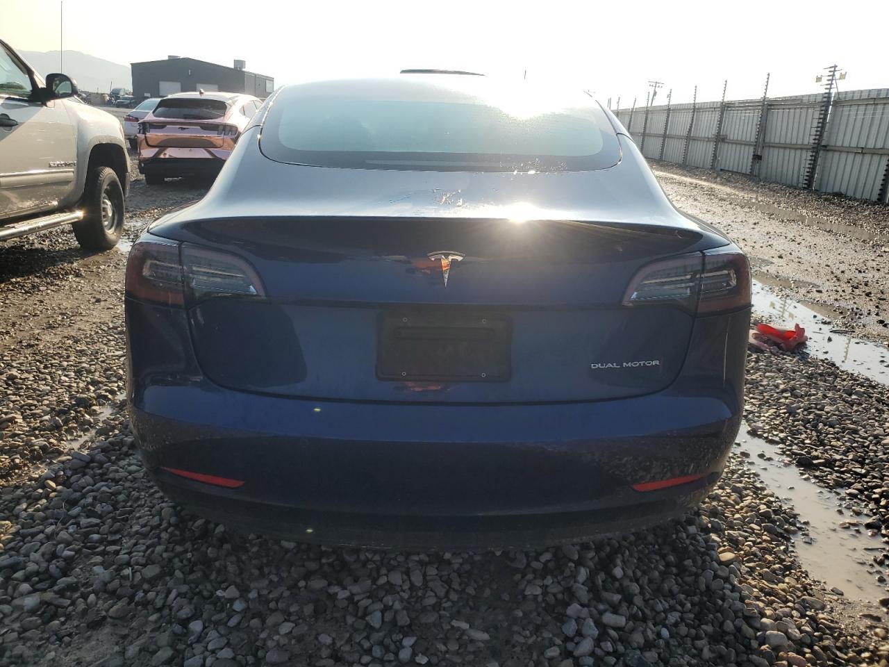 2021 Tesla Model 3 - Image 6