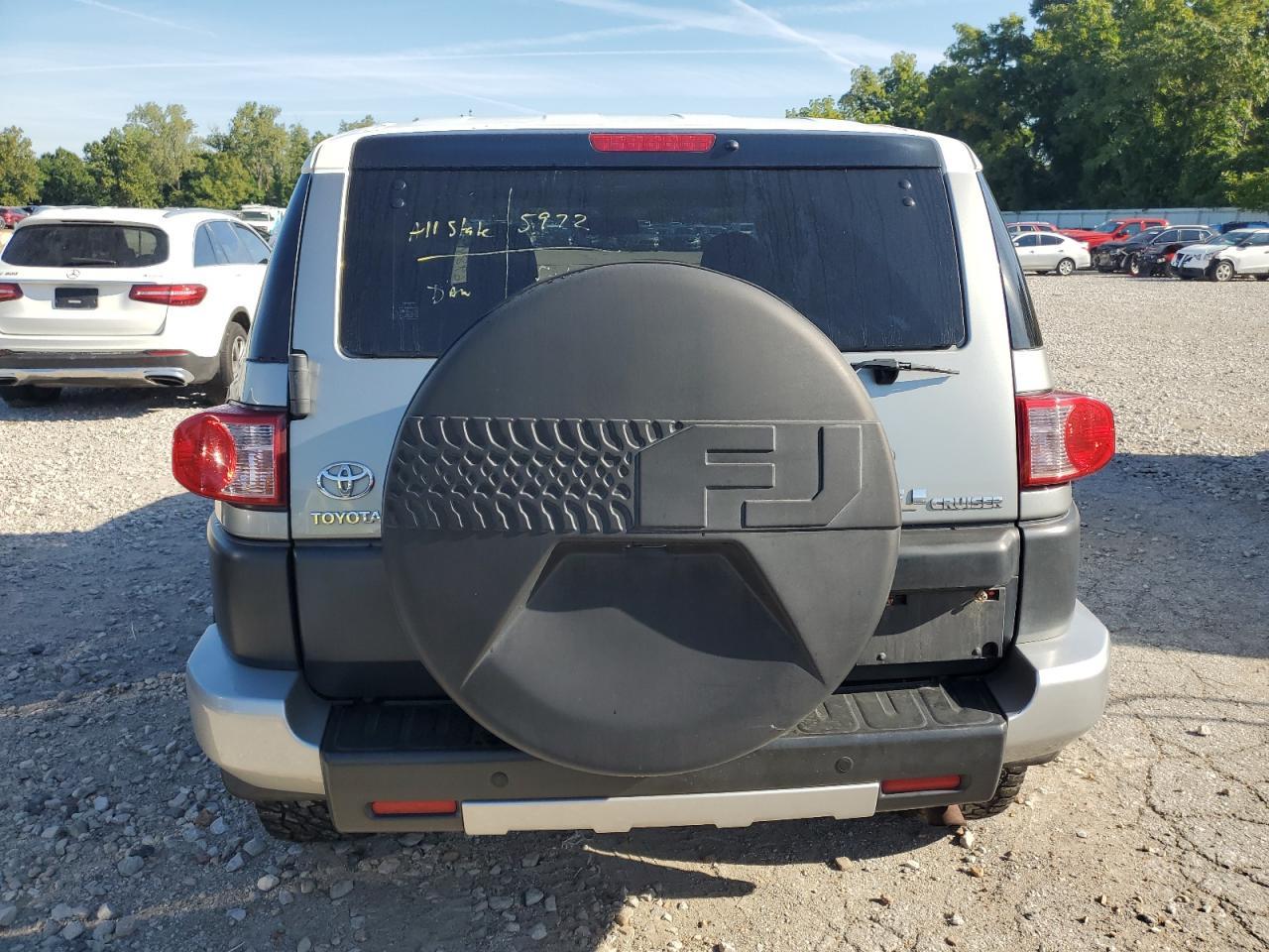 2010 Toyota Fj Cruiser - Фото 6