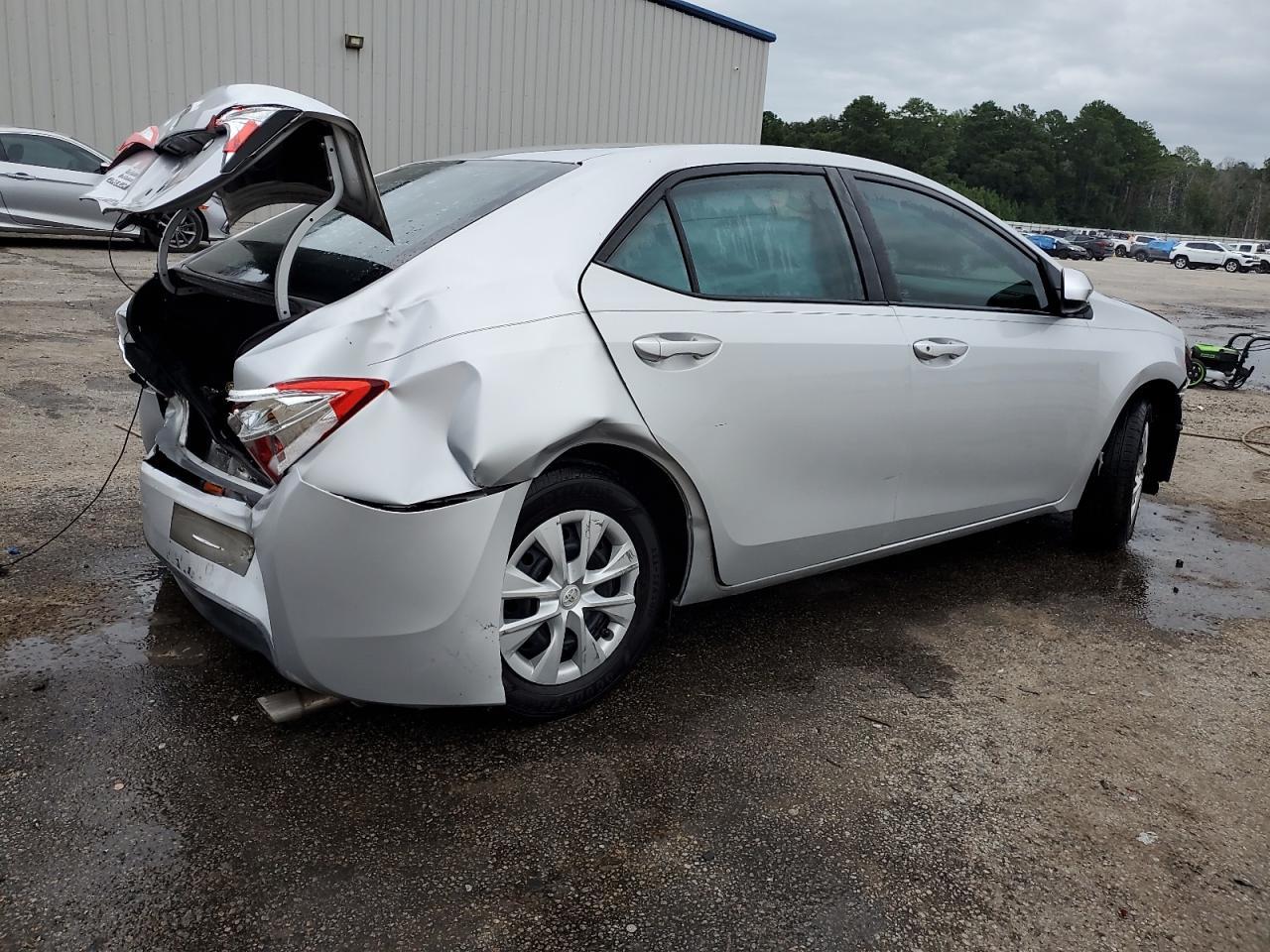 2015 Toyota Corolla L - Image 3
