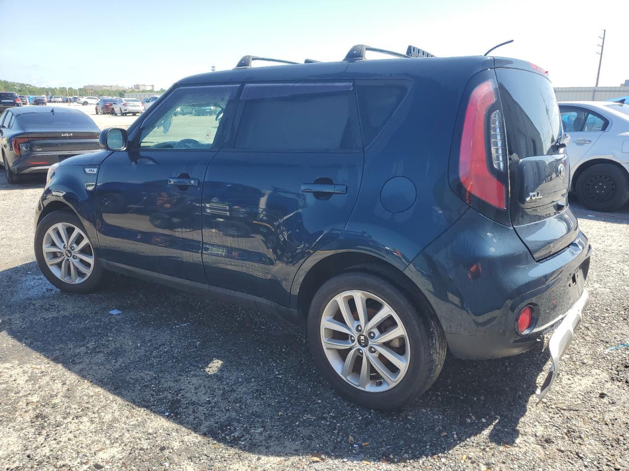 2017 Kia Soul + - Image 2